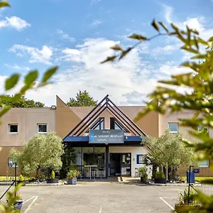 *** Hotel La Voile Bleue Francia