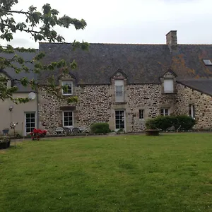  Pensión Le Manoir De La Pichardiere Francia